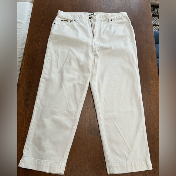Eddie Bauer Denim - Eddie Bauer Women’s 5 pocket WHITE Relaxed Jeans, all cotton, blemish free. Soft